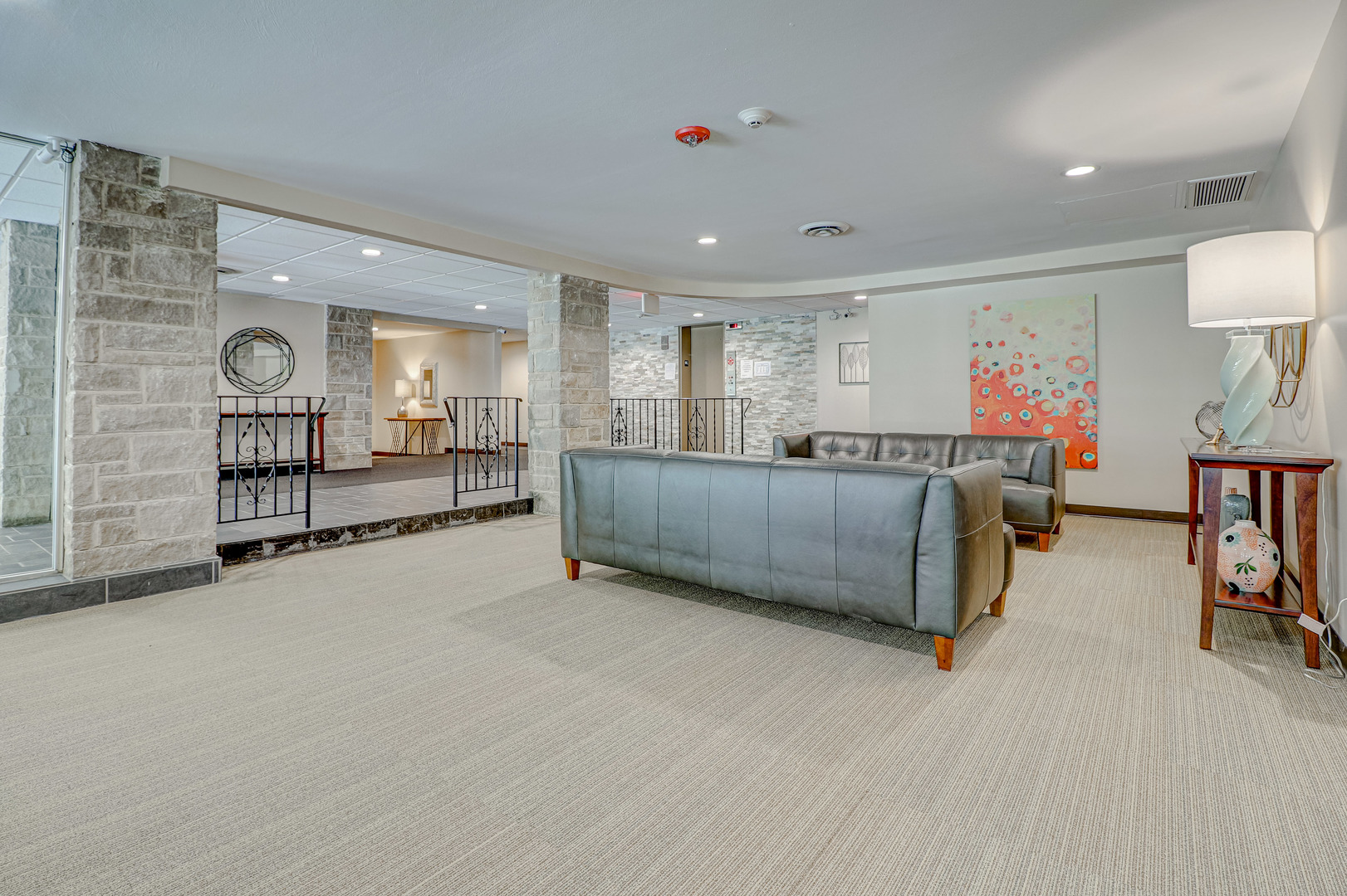 200 Thames Parkway, Unit 2L Park Ridge, IL 60068 - Photo 4 of 24