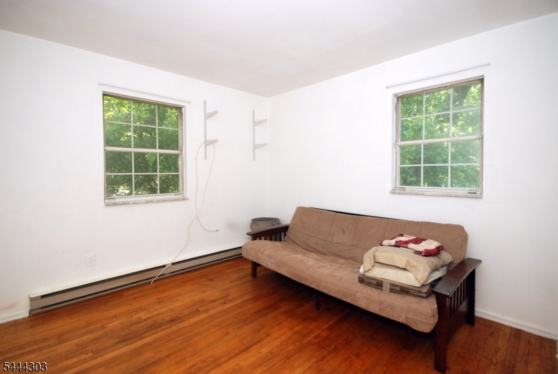 36 Mountain Lake Road Belvidere, NJ 07823 - Photo 11 of 21