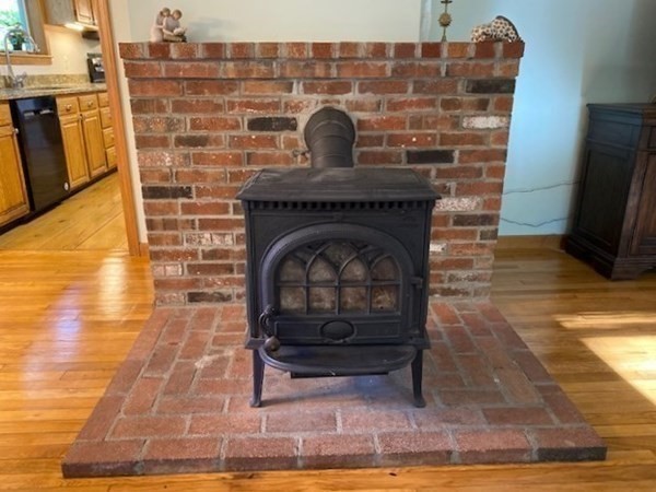 48 Healdville Road Hubbardston, MA 01452 - Photo 21 of 41 Gallery Image 21