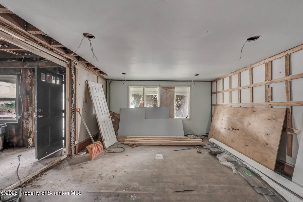 317-319 10th Avenue Scranton, PA 18504 - Photo 33 of 64 317 10th Ave 31 Large