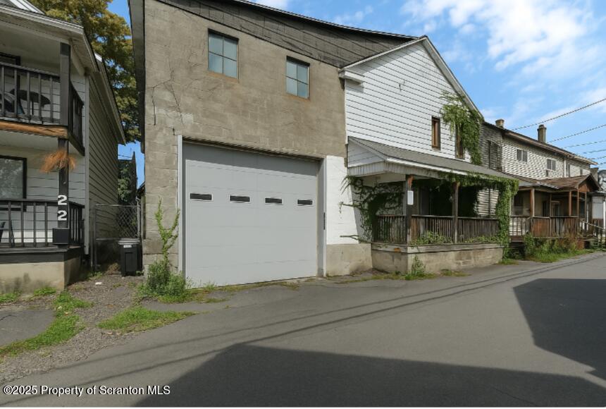 317-319 10th Avenue Scranton, PA 18504 - Photo 4 of 64 1000030304