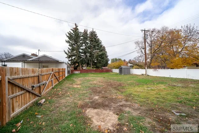 $302,000 | 621 South Cleveland Avenue, Blackfoot, ID 83221