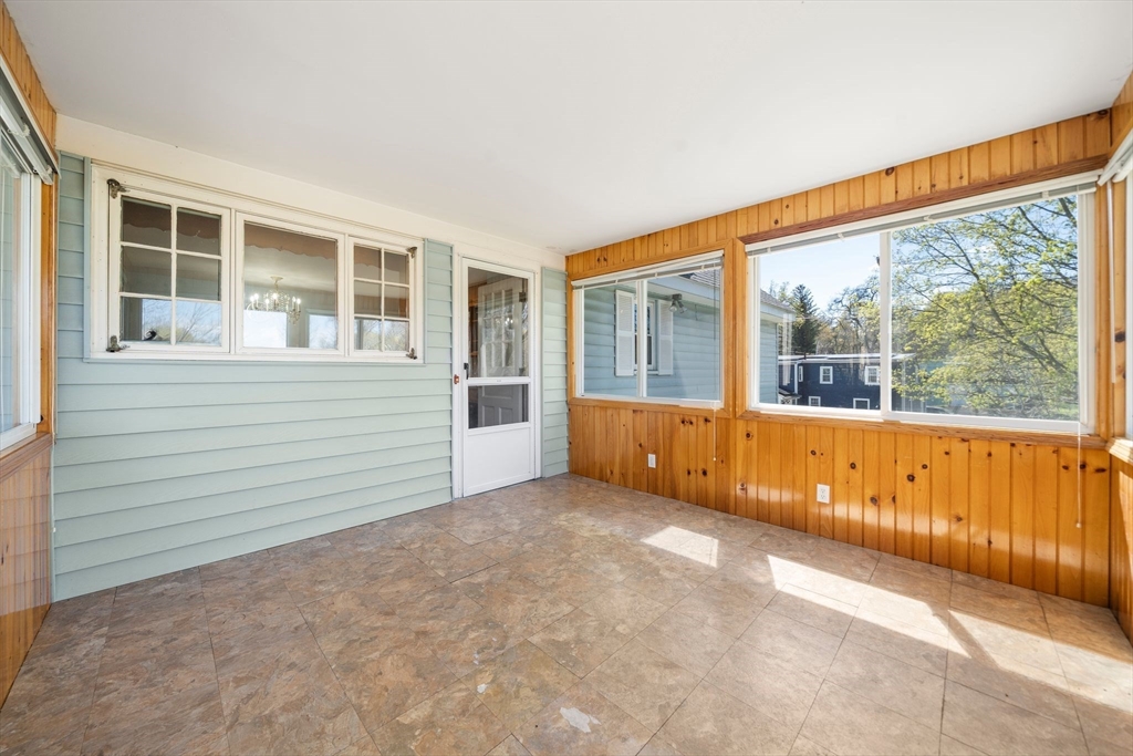 4 Spring Court Woburn, MA 01801 - Photo 11 of 39 Gallery Image 11