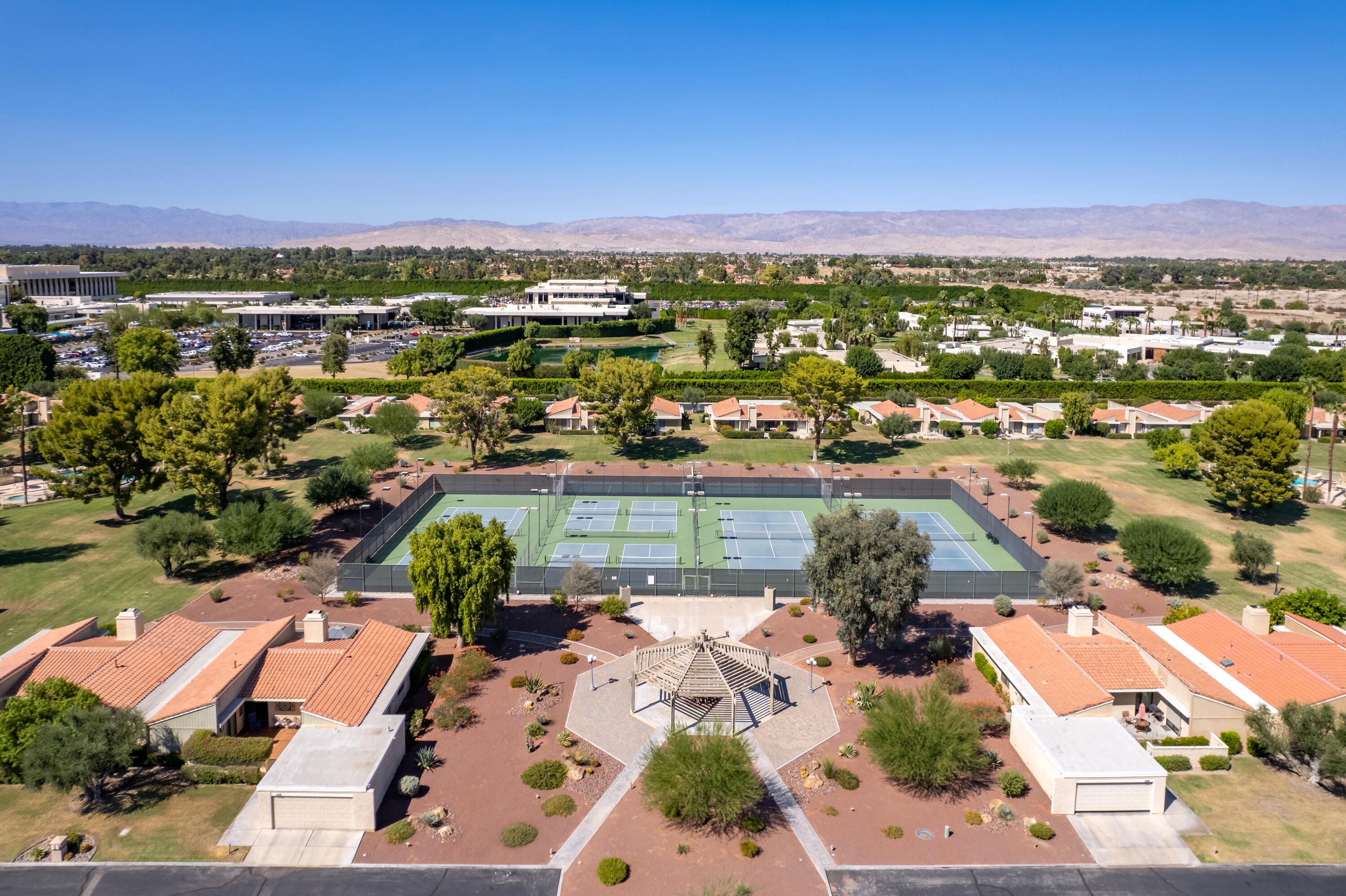 72380 Rodeo Way Rancho Mirage, CA 92270 - Photo 11 of 38 Photo-11