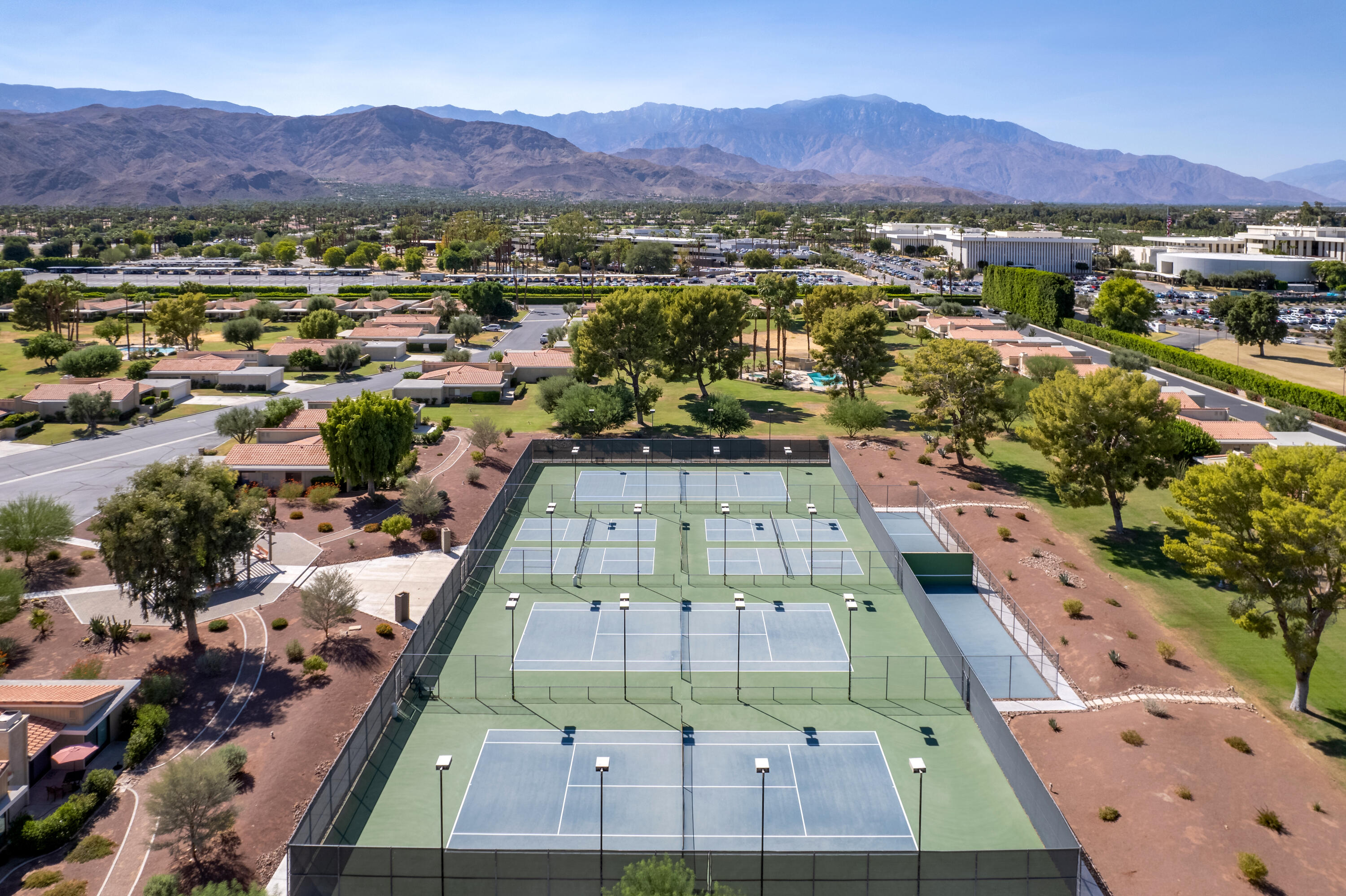 72380 Rodeo Way Rancho Mirage, CA 92270 - Photo 12 of 38 Photo-12