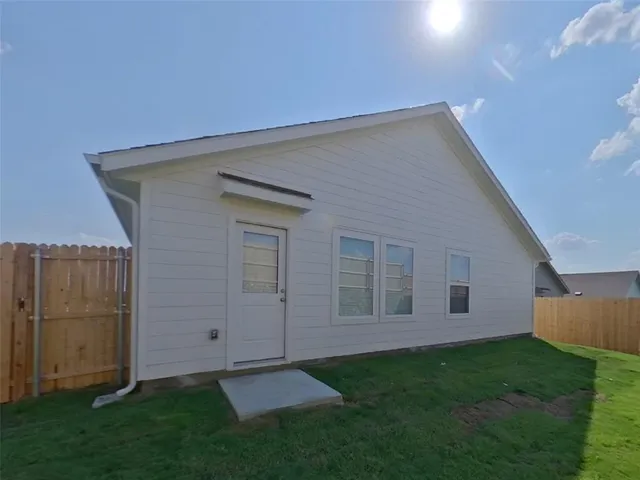 $2,049 | 10700 Dusty Ranch Road, Fort Worth, TX 76108