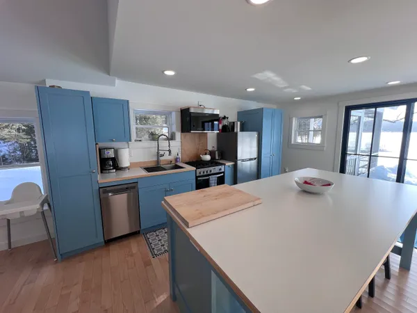$950,000 | 41 Danforth Road, Glover, VT 05839
