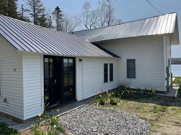 $950,000 | 41 Danforth Road, Glover, VT 05839