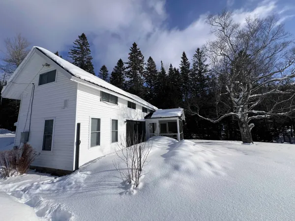 $950,000 | 41 Danforth Road, Glover, VT 05839