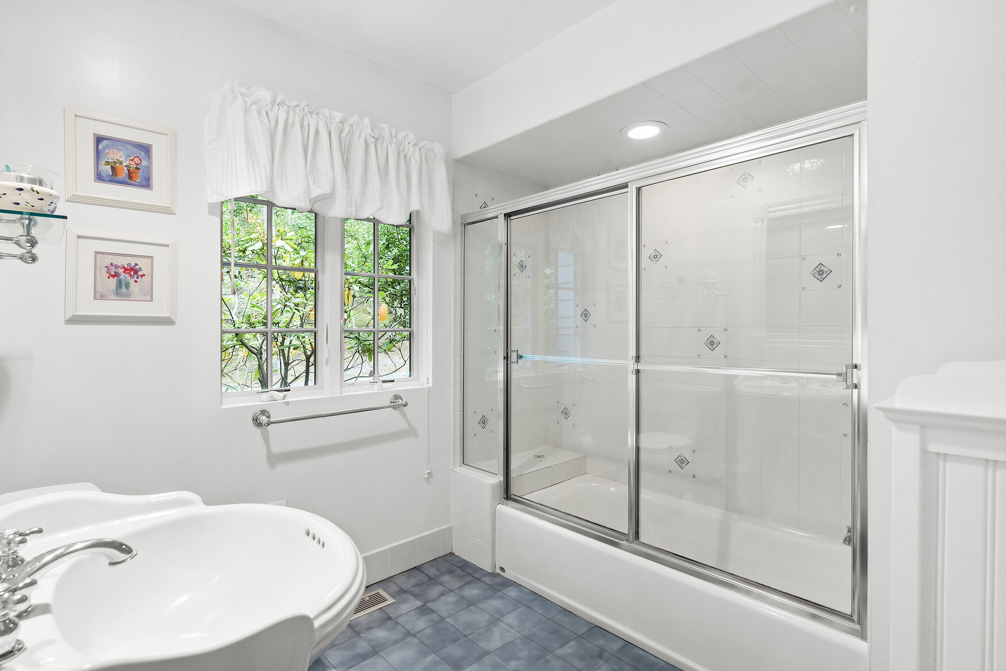 Undisclosed Address Sag Harbor, NY 11963 - Photo 10 of 20