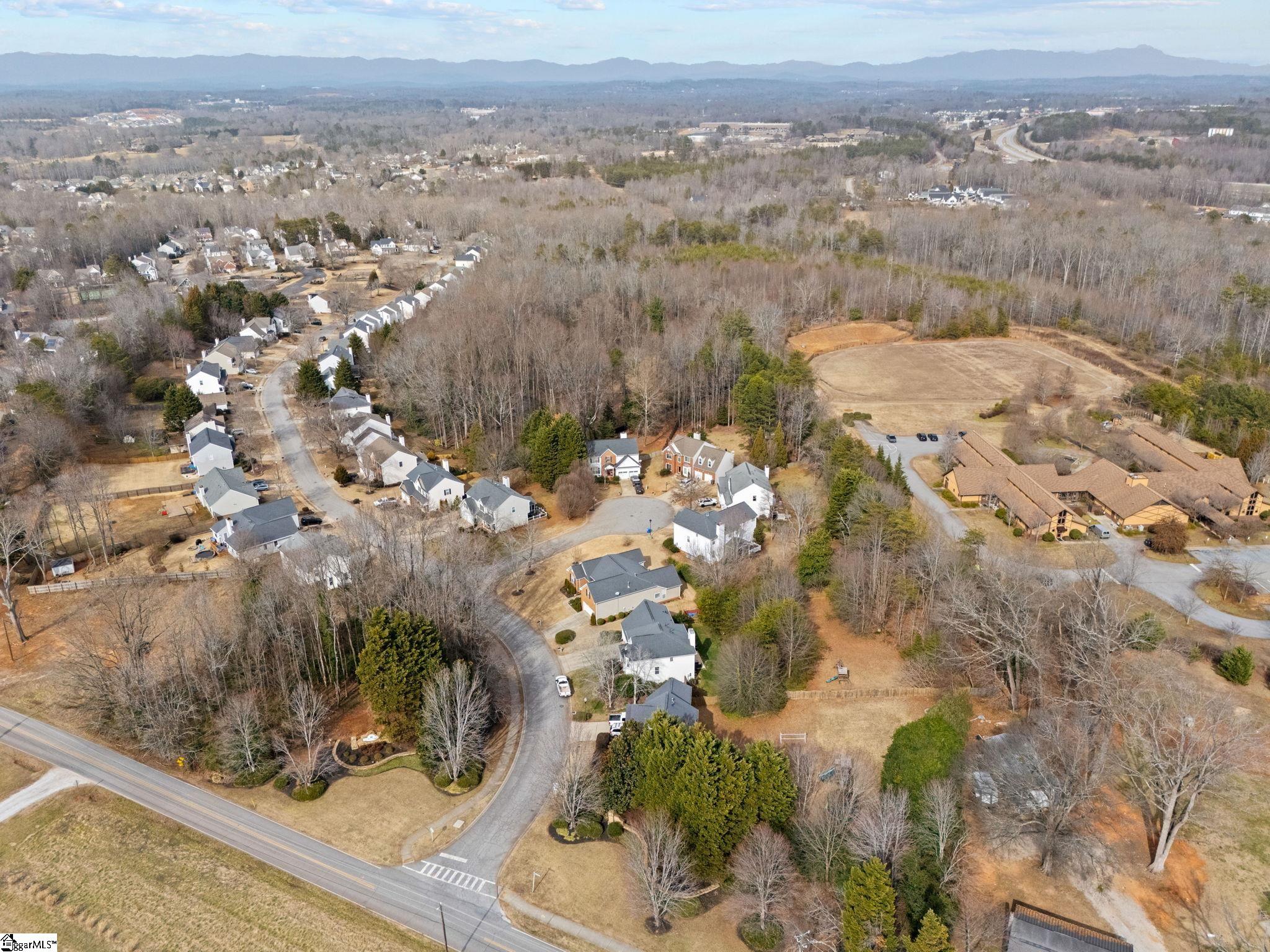8 Northcliff Way Greenville, SC 29617 - Photo 38 of 43