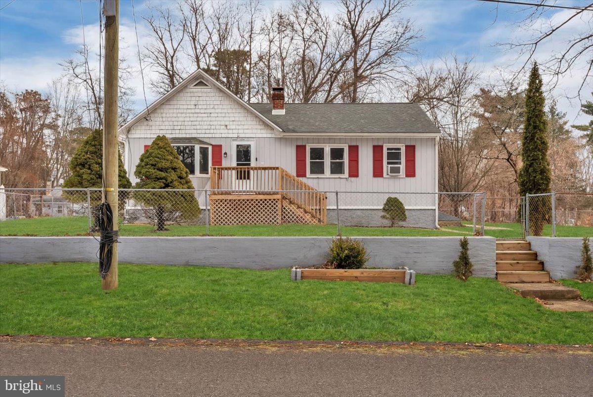 18 Henry Road Gibbsboro, NJ 08026 - Photo 3 of 26 Front Elevation