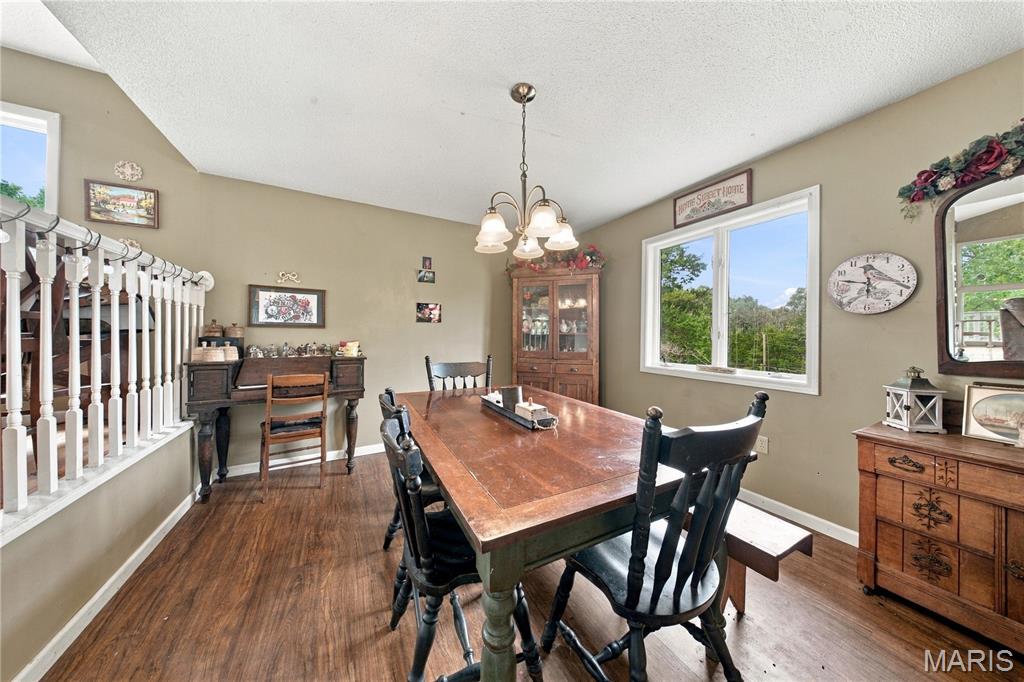 11466 Zung Road Rolla, MO 65401 - Photo 6 of 35 Gallery Image 6