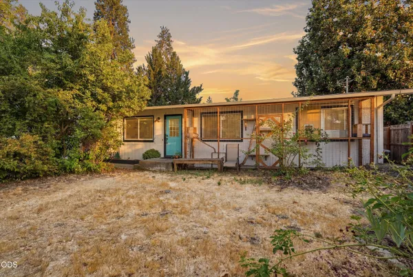 $425,000 | 3339 Perrydale Court, Medford, OR 97501