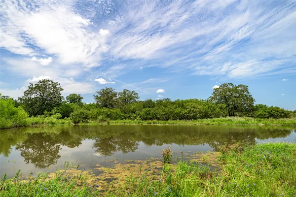 $1,039,360 | Tbd Roy Road, Flatonia, TX 78941