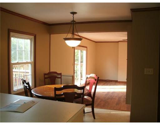 118 Ruth Place Belle Vernon, PA 15012 - Photo 3 of 16 Family Room.