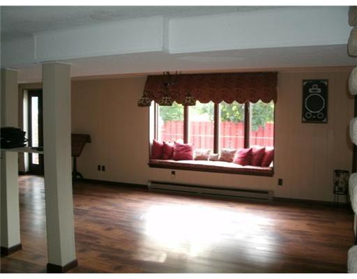 118 Ruth Place Belle Vernon, PA 15012 - Photo 7 of 16 Den/Family/Great Room.