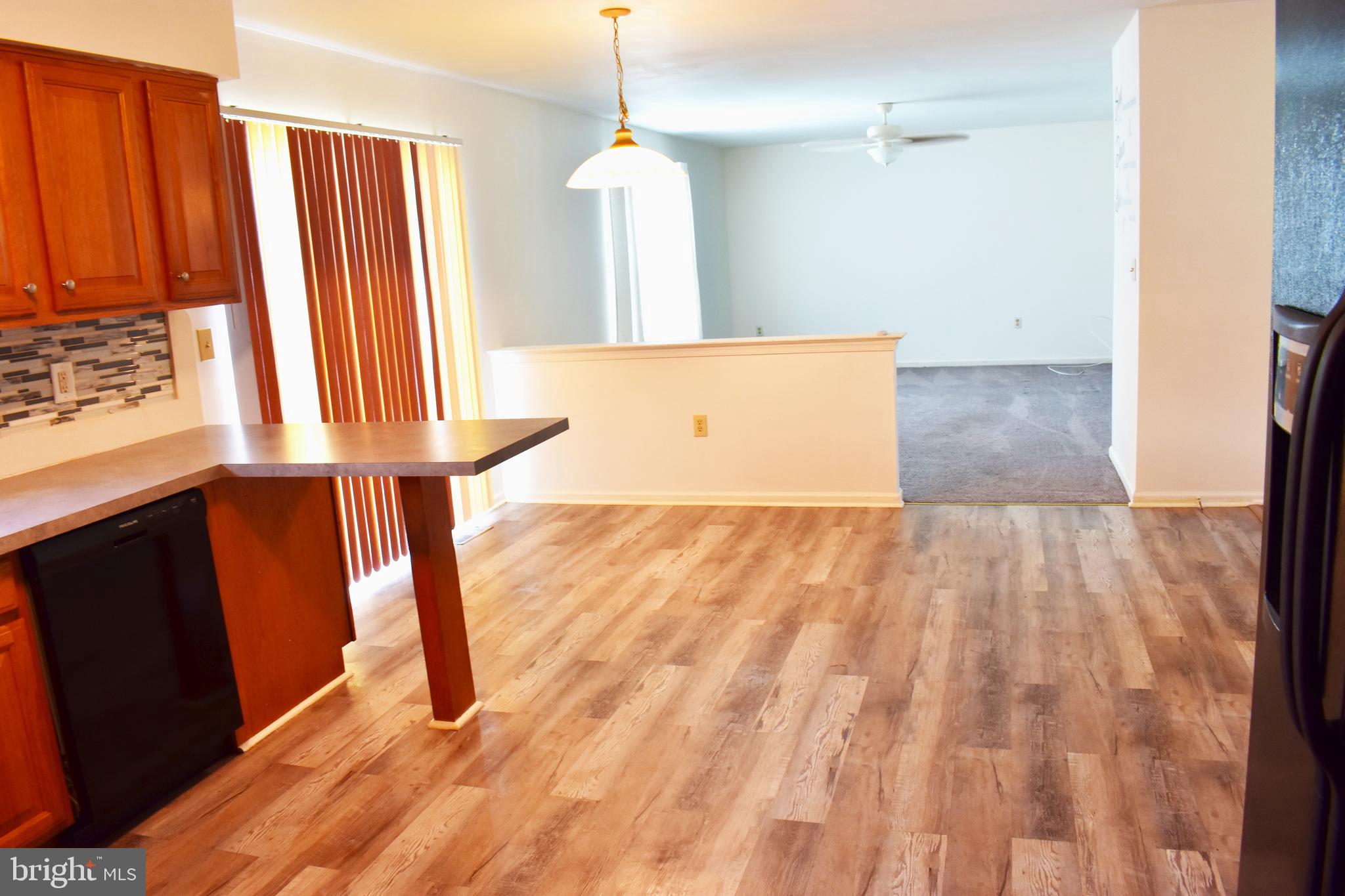 139 Quiet Road Sicklerville, NJ 08081 - Photo 7 of 34