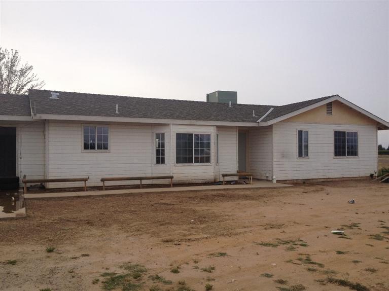 20140 Sumner Avenue Reedley, CA 93654 - Photo 1 of 10 Gallery Image 1
