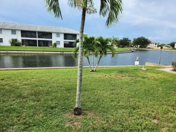 $1,100 | 1245 Southeast 8th Street, Unit 105, Cape Coral, FL 33990