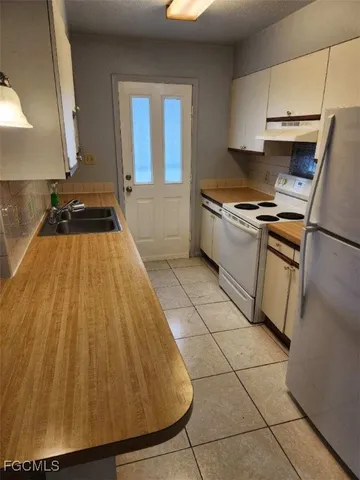 $1,200 | 1245 Southeast 8th Street, Unit 105, Cape Coral, FL 33990