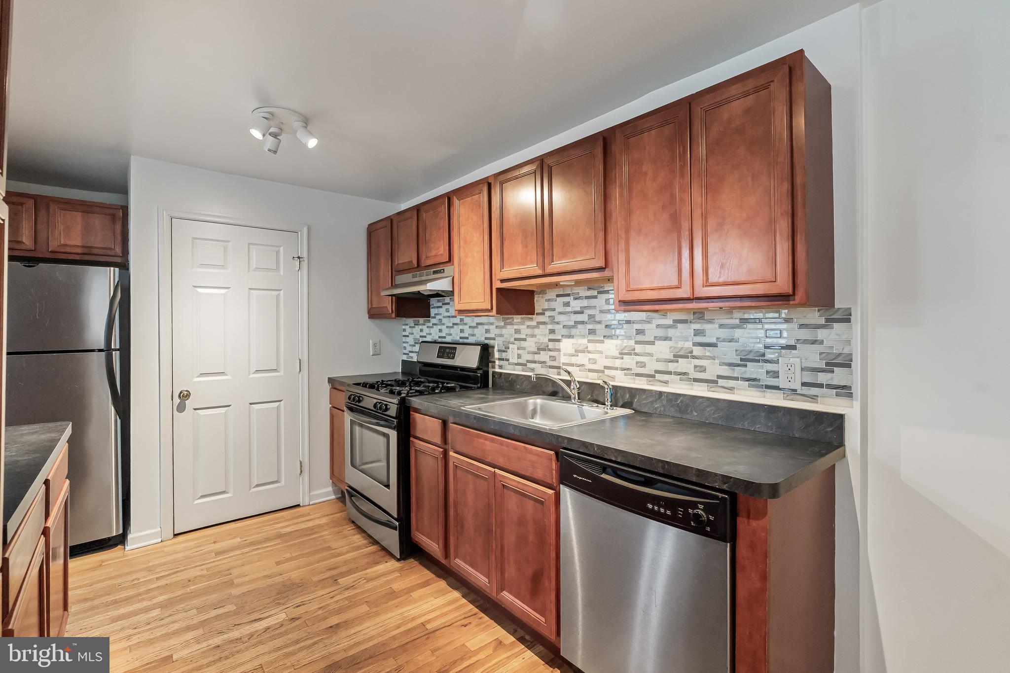 1552 Collings Road Camden, NJ 08104 - Photo 14 of 26 Kitchen