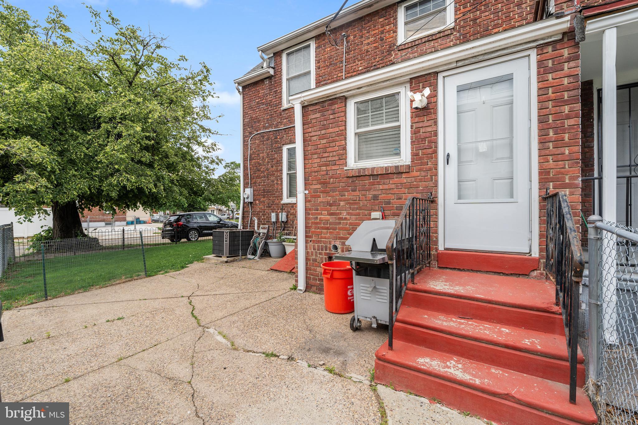 1552 Collings Road Camden, NJ 08104 - Photo 25 of 26 Back Patio