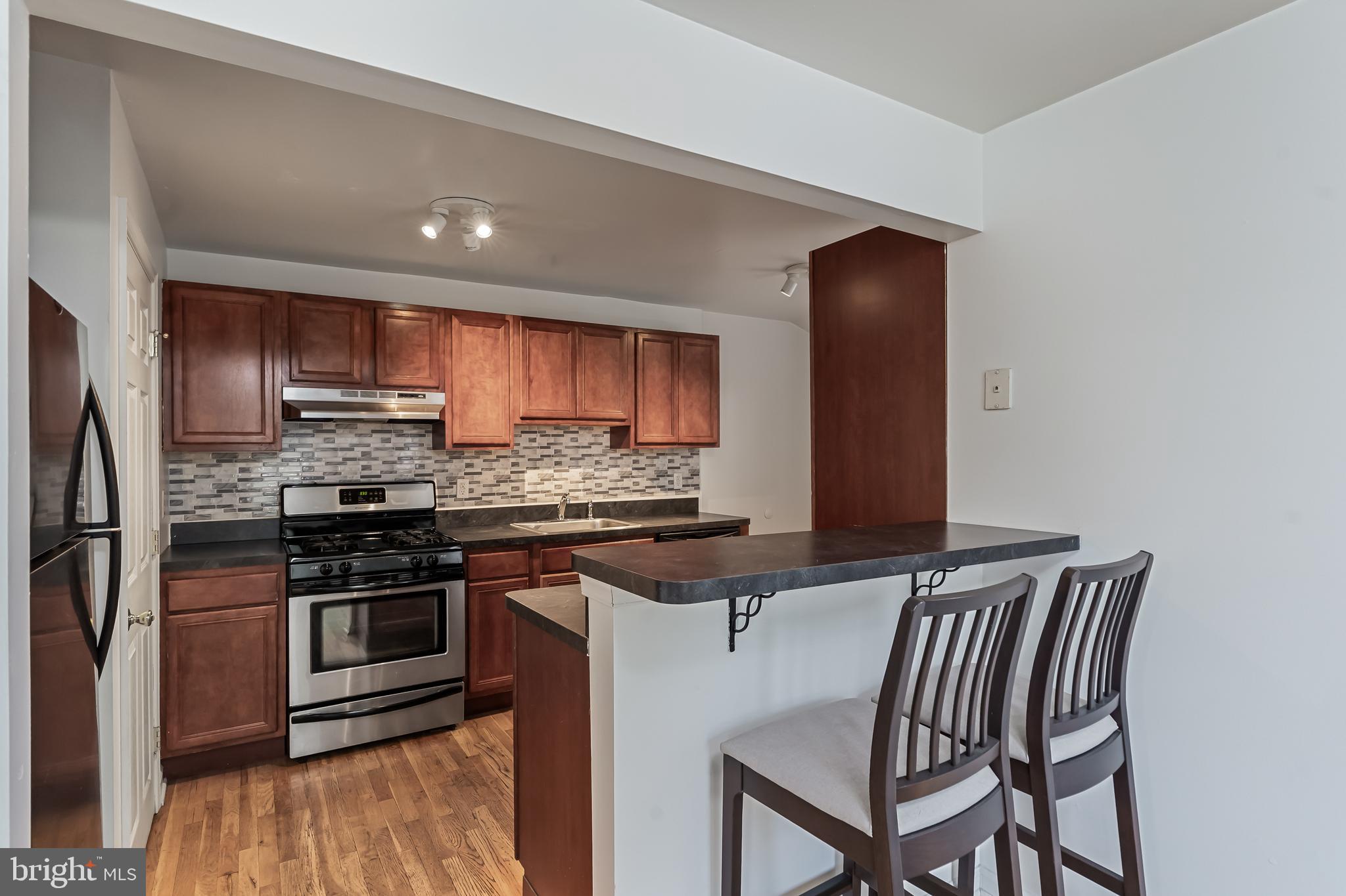 1552 Collings Road Camden, NJ 08104 - Photo 10 of 26 Kitchen