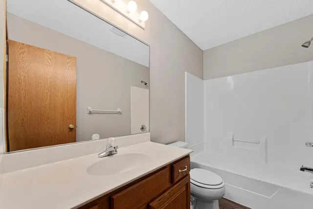 $449,900 | 607 Miller Court, Dundas, MN 55019