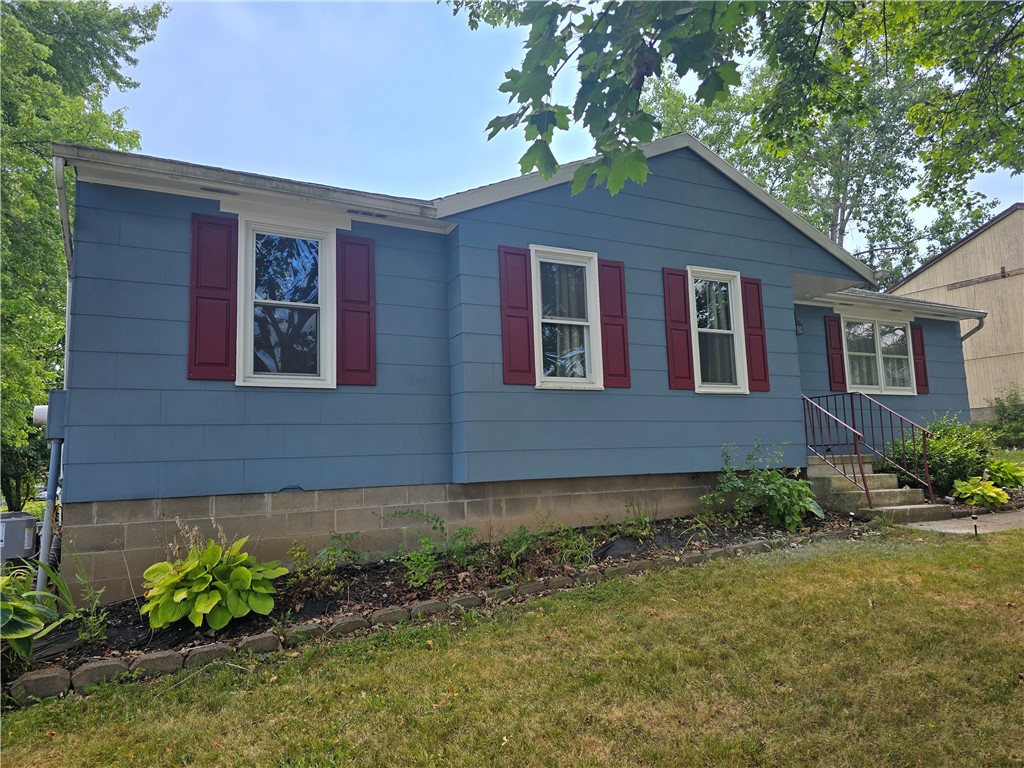 237 Countess Drive Henrietta, NY 14586 - Photo 3 of 40