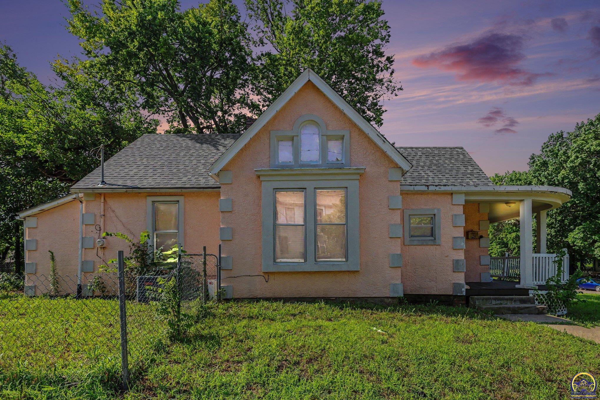 1500 Southwest Tyler Street Topeka, KS 66612 - Photo 1 of 21