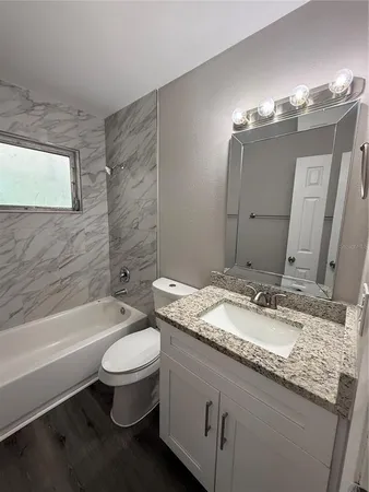 $1,525 | 518 Briarwood Road, Venice, FL 34293