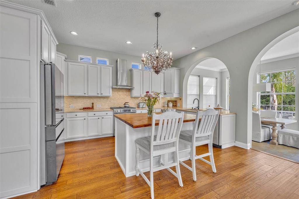 807 Oak Shadows Road Celebration, FL 34747 - Photo 10 of 95