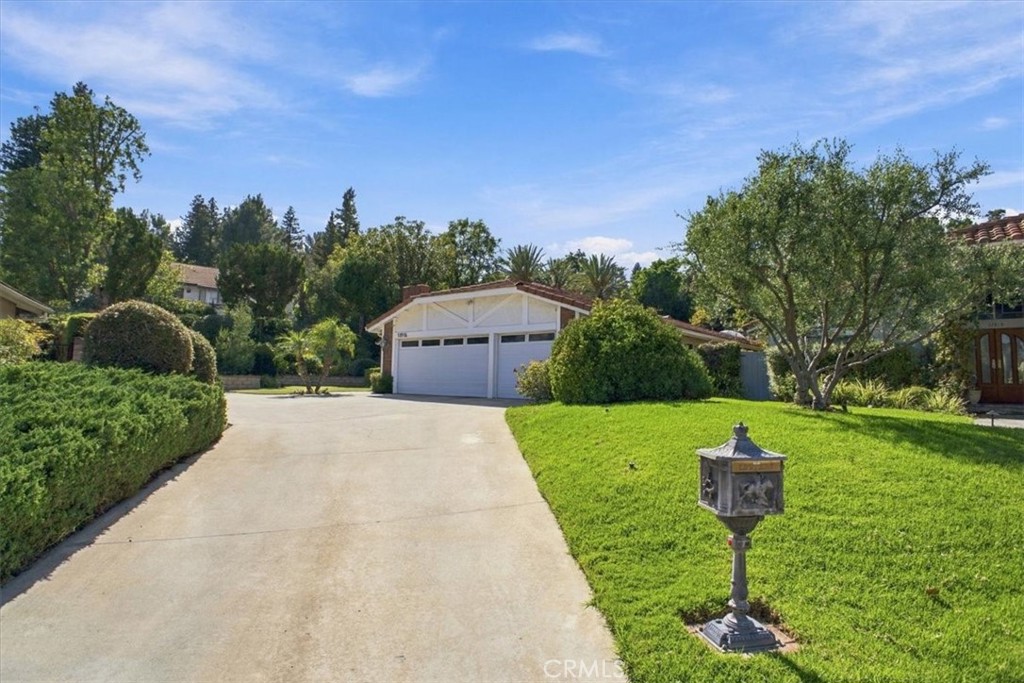 11915 Laughton Way Porter Ranch, CA 91326 - Photo 2 of 27 Gallery Image 2