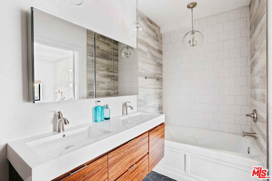 2538 Ridgeview Avenue Los Angeles, CA 90041 - Photo 26 of 31 a bathroom with a sink and a bathtub