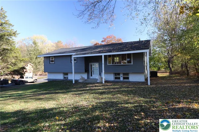 $1,700 | 1595 Spruce Street, Stroudsburg, PA 18360