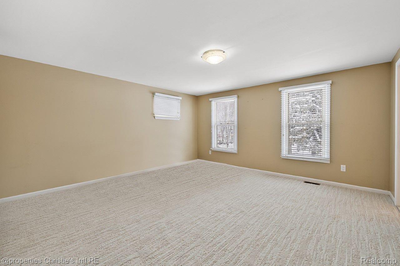 5199 Aintree Road Rochester, MI 48306 - Photo 22 of 44 Gallery Image 22