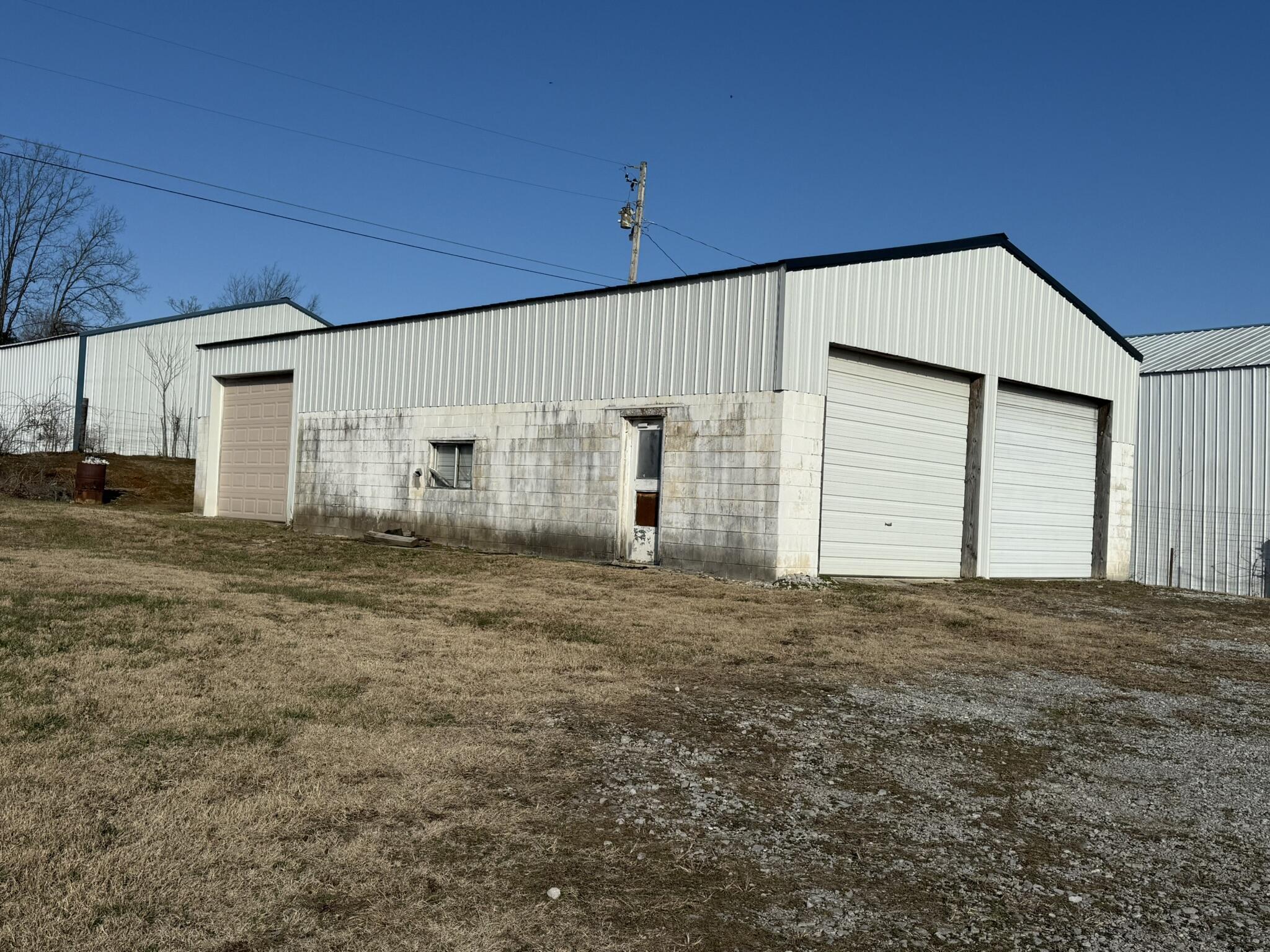 116 Cedar Hill Road Albany, KY 42602 - Photo 9 of 29 IMG_6603