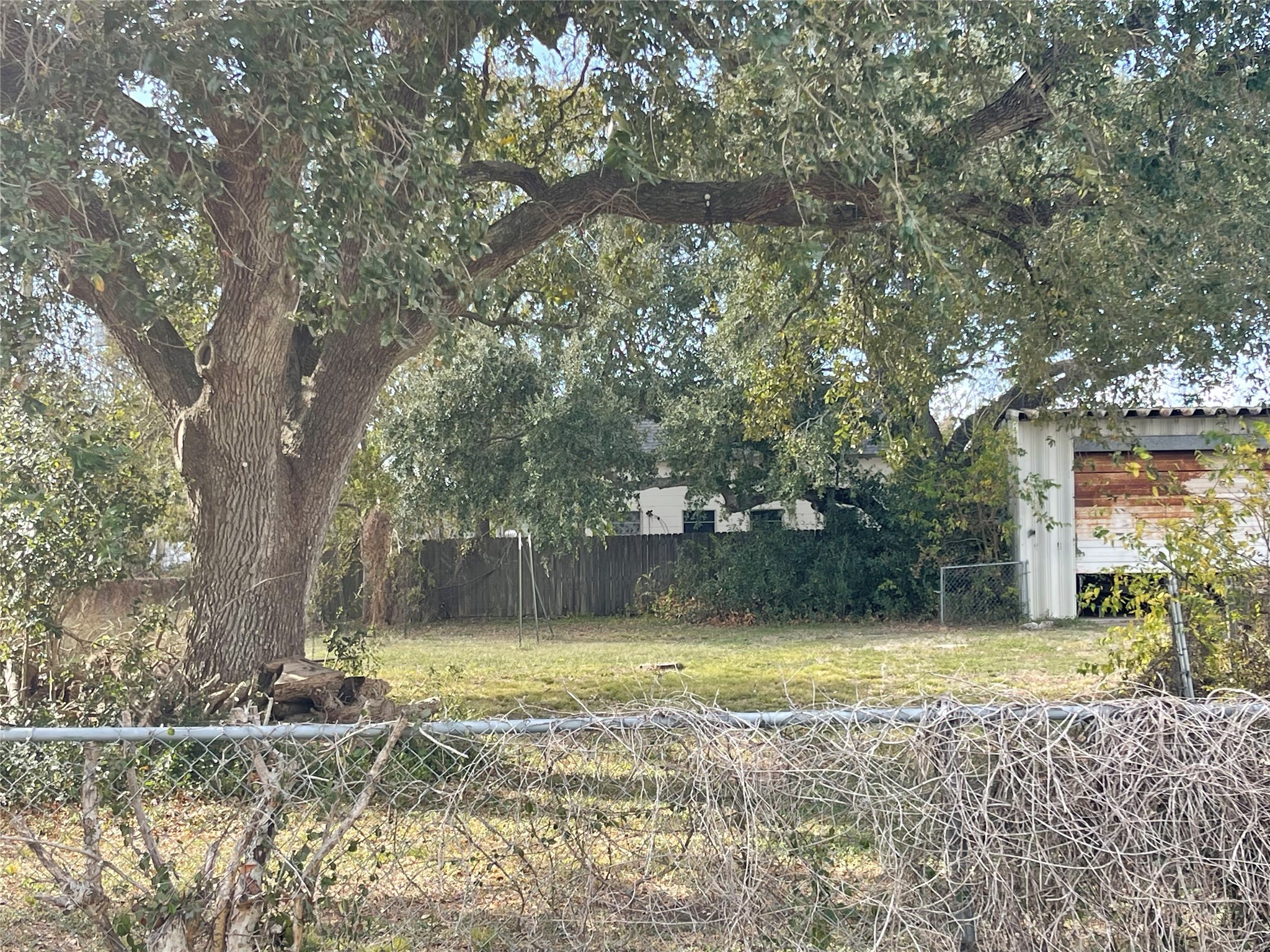 711 4th Street Palacios, TX 77465 - Photo 6 of 14