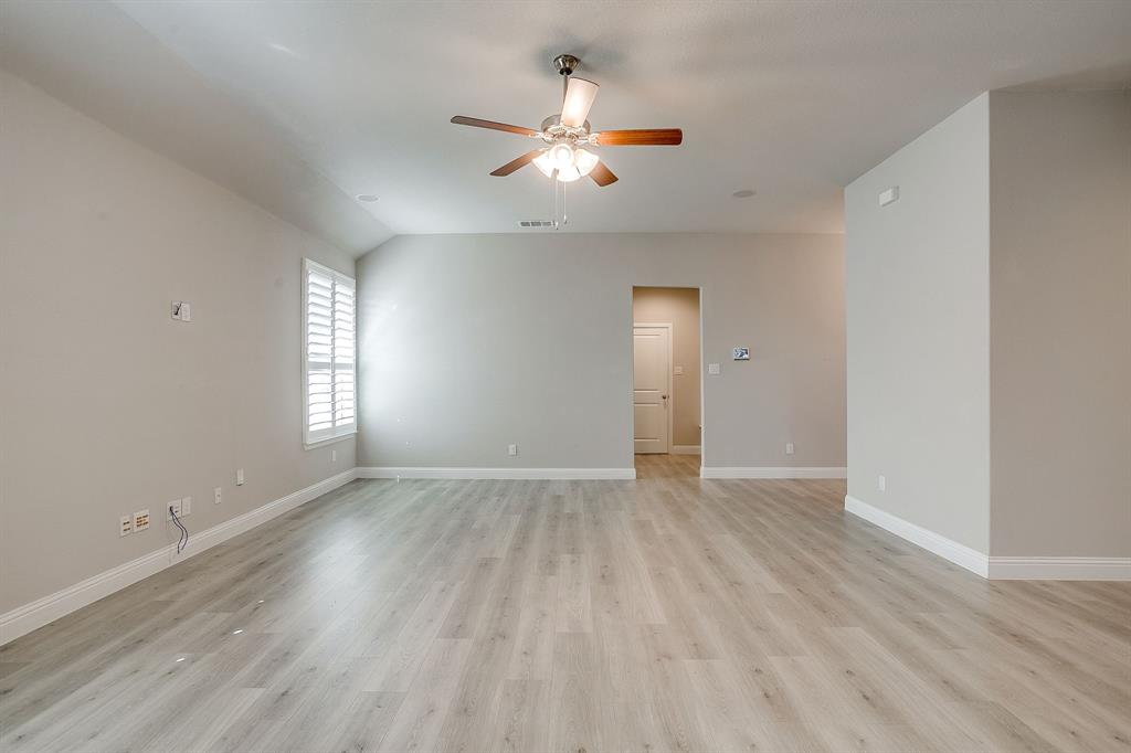 3531 Walnut Rdg Drive Grand Prairie, TX 76065 - Photo 11 of 37