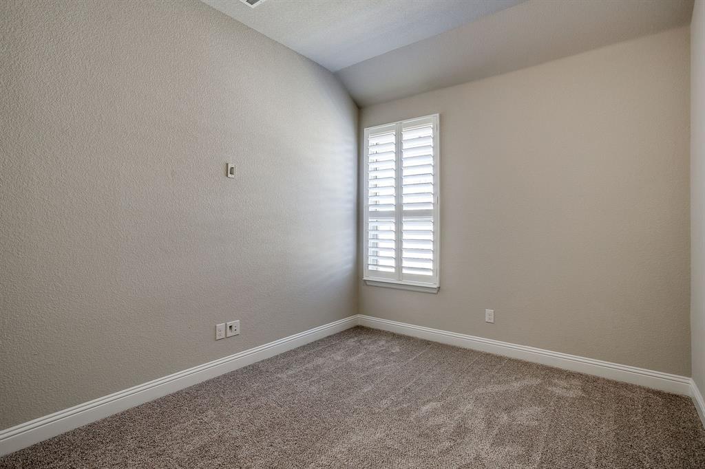 3531 Walnut Rdg Drive Grand Prairie, TX 76065 - Photo 30 of 37