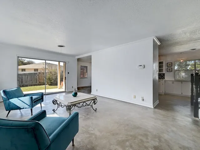 $2,750 | 1802 Temple Drive, Austin, TX 78721