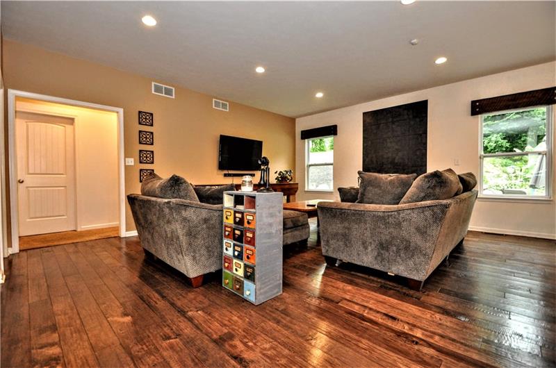 290 Highway 31 Ruffs Dale, PA 15679 - Photo 6 of 25