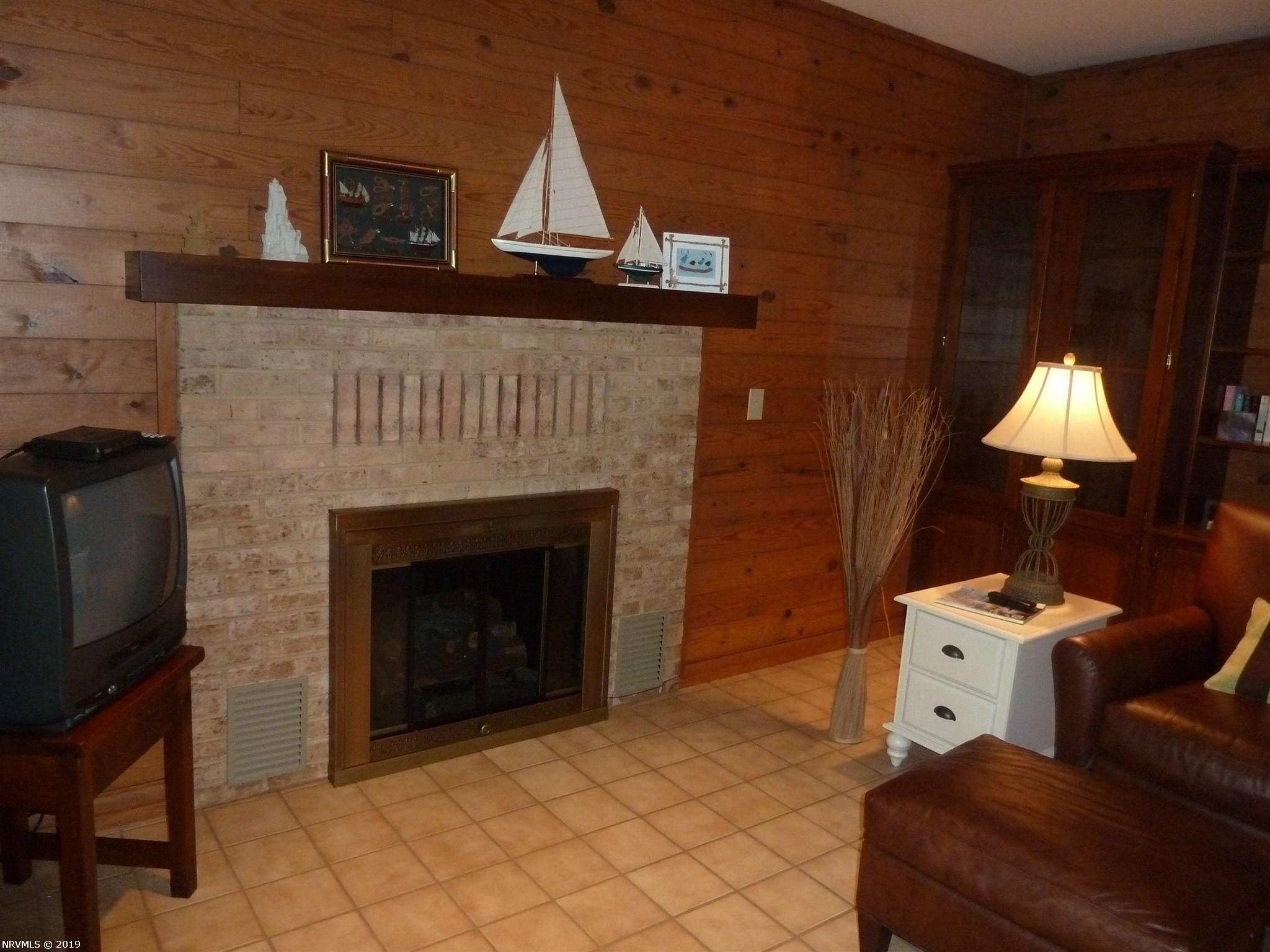 4665 Heavener Road Radford, VA 24141 - Photo 25 of 51 Gallery Image 25