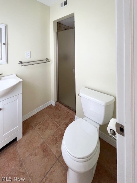 20301 Shelburne Road, Unit 8B Shaker Heights, OH 44118 - Photo 13 of 34