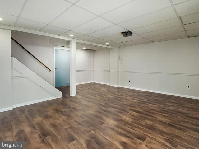 a view of empty room