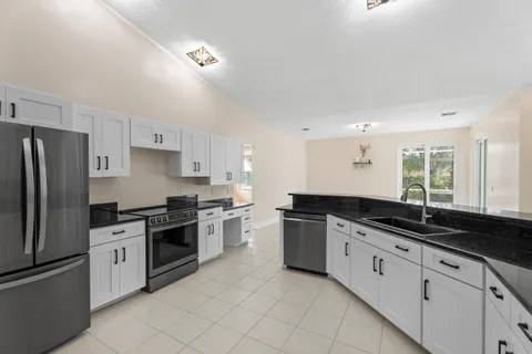 $549,999 | 2381 Southwest Indigo Lane, Port St. Lucie, FL 34953