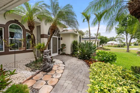 $549,999 | 2381 Southwest Indigo Lane, Port St. Lucie, FL 34953