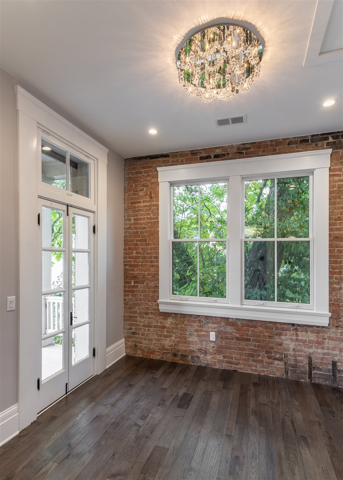 320 Riverside Drive Covington, KY 41011 - Photo 33 of 35 Gallery Image 33
