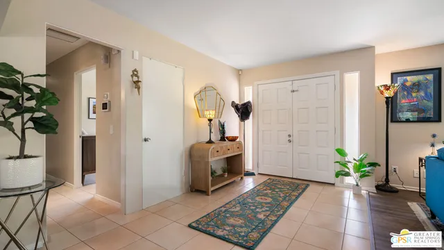 $1,099,000 | 366 North Orchid Tree Lane, Palm Springs, CA 92262